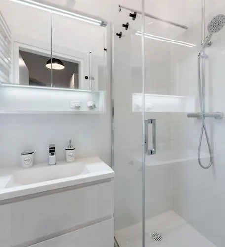 Spacious & Elegant 3 Bedroom Διαμέρισμα Βιέννη